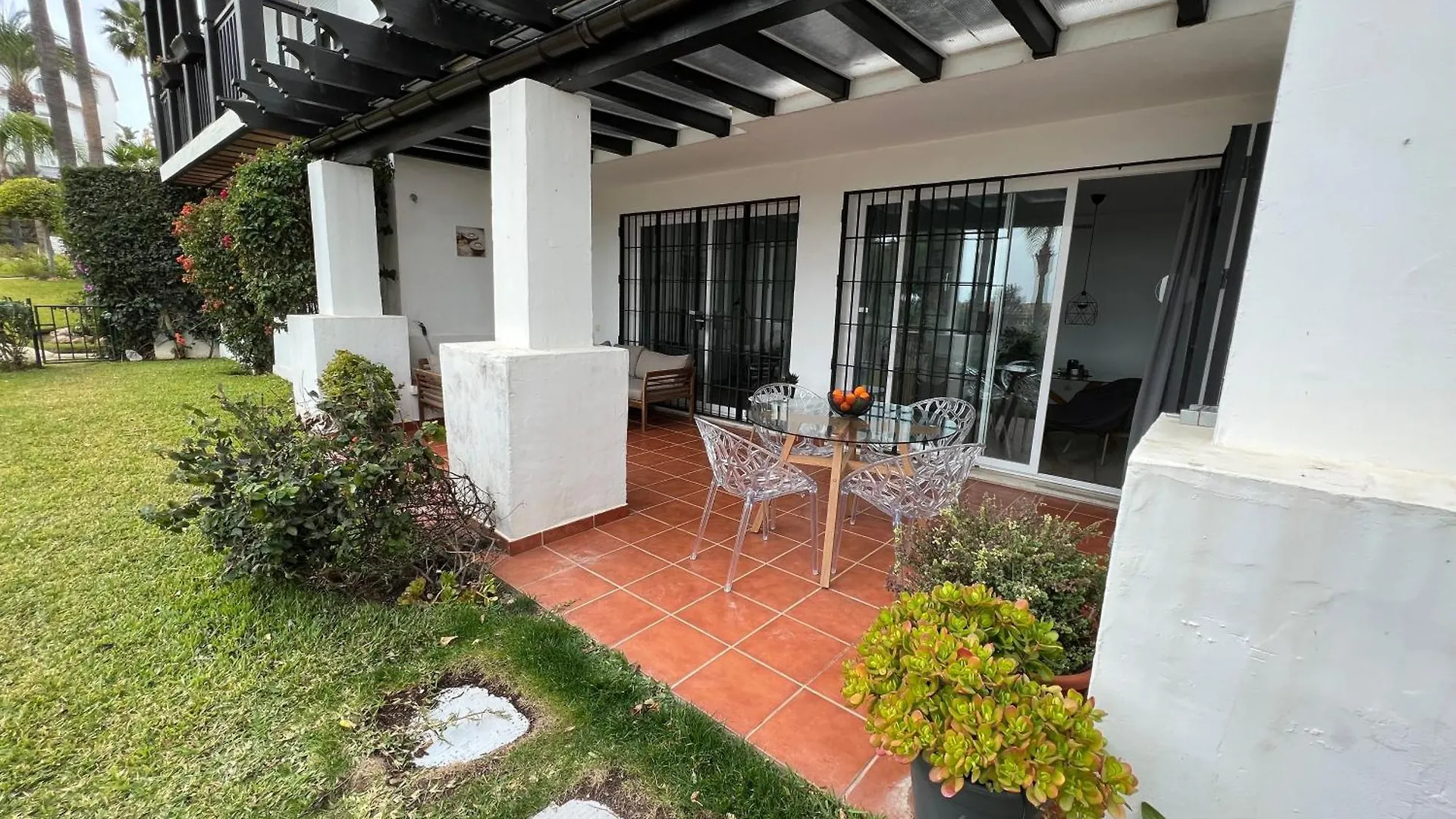 Holiday Home With Garden And Sea View In Calahonda, Near Marbella And Malaga Sitio de Calahonda