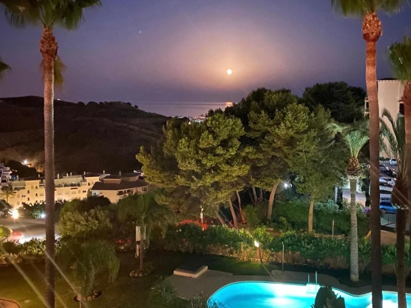 Holiday Home With Garden And Sea View In Calahonda, Near Marbella And Malaga Sitio de Calahonda Apartment